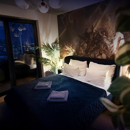 Skyline Elegance With Free Parking Apartment Bratislava Ngoại thất bức ảnh